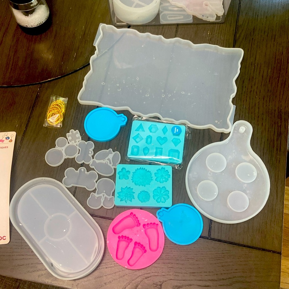 Epoxy resin molds lot